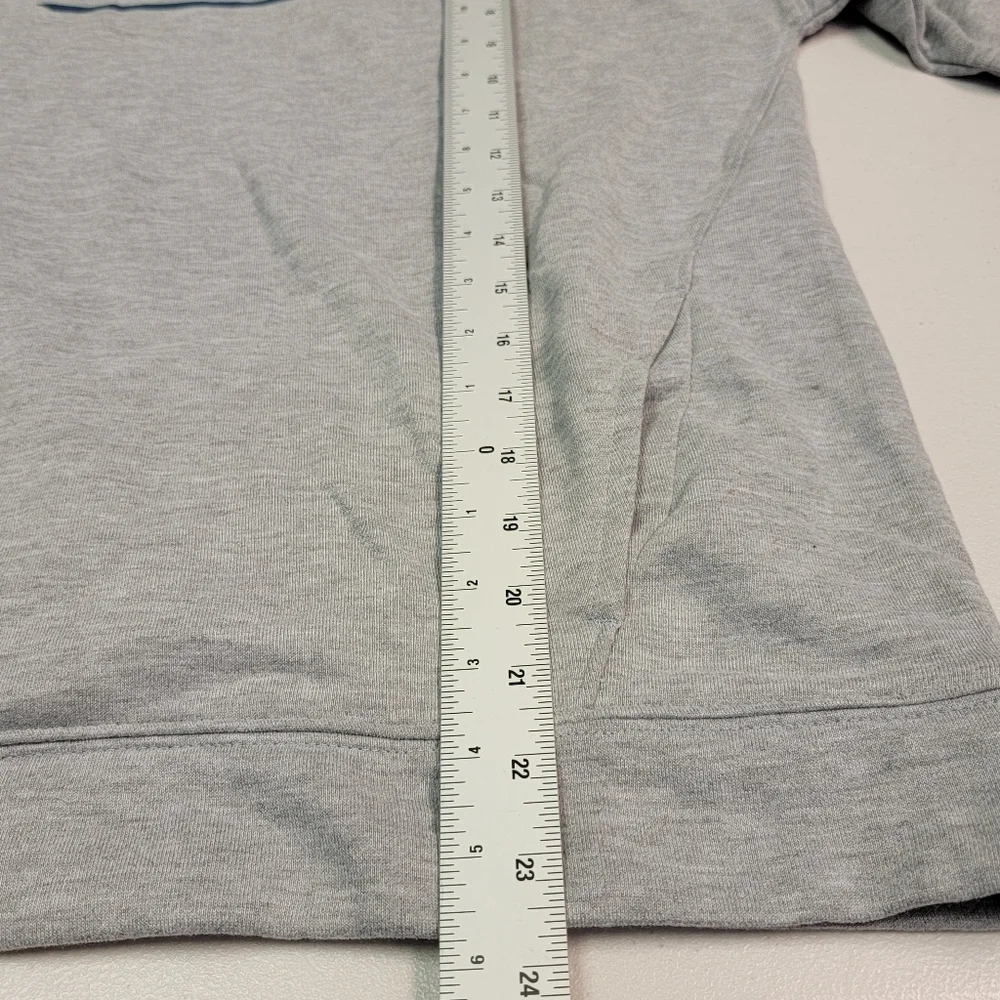Under Armour Light Gray Hoodie with Navy Accents Size XL‎